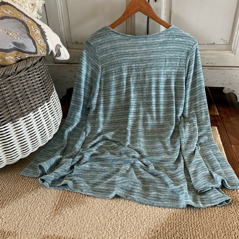 Boutique Long Sleeve Hooded Thermal Tee Knit Top - Picture 4 of 7